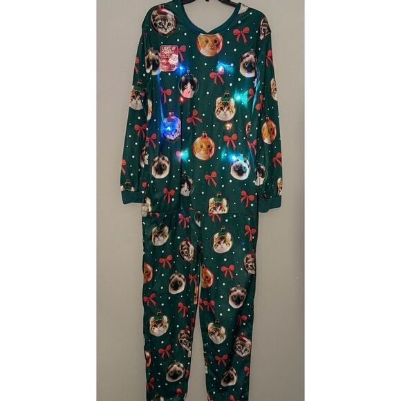 Mens Cat Ornaments Light Up Union Suit, size M - Picture 11 of 14